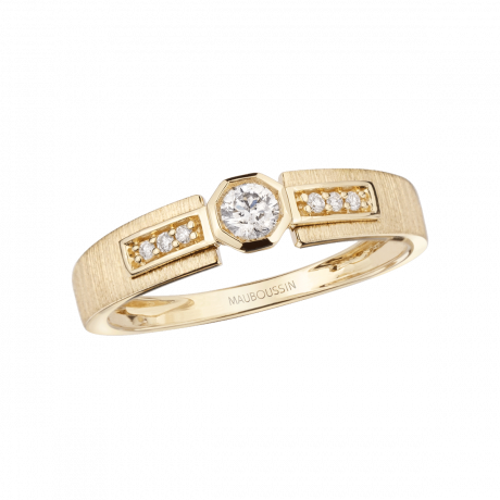 Grand Serment ring, yellow gold and diamonds