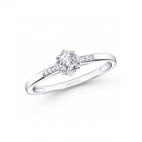 Ma Reine d'Amour No. 2 ring, white gold and diamonds